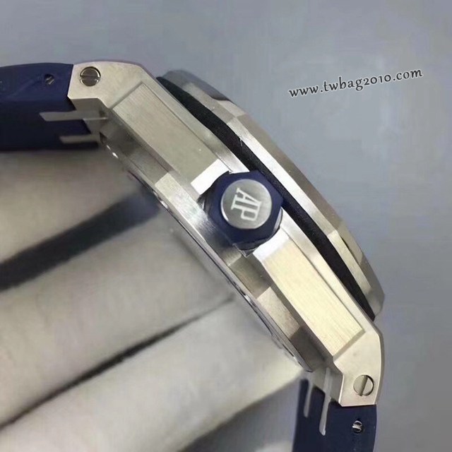愛彼複刻男士腕表 Audemars Piguet BF大廠皇家橡樹離岸型15703系列男表  gjs2000